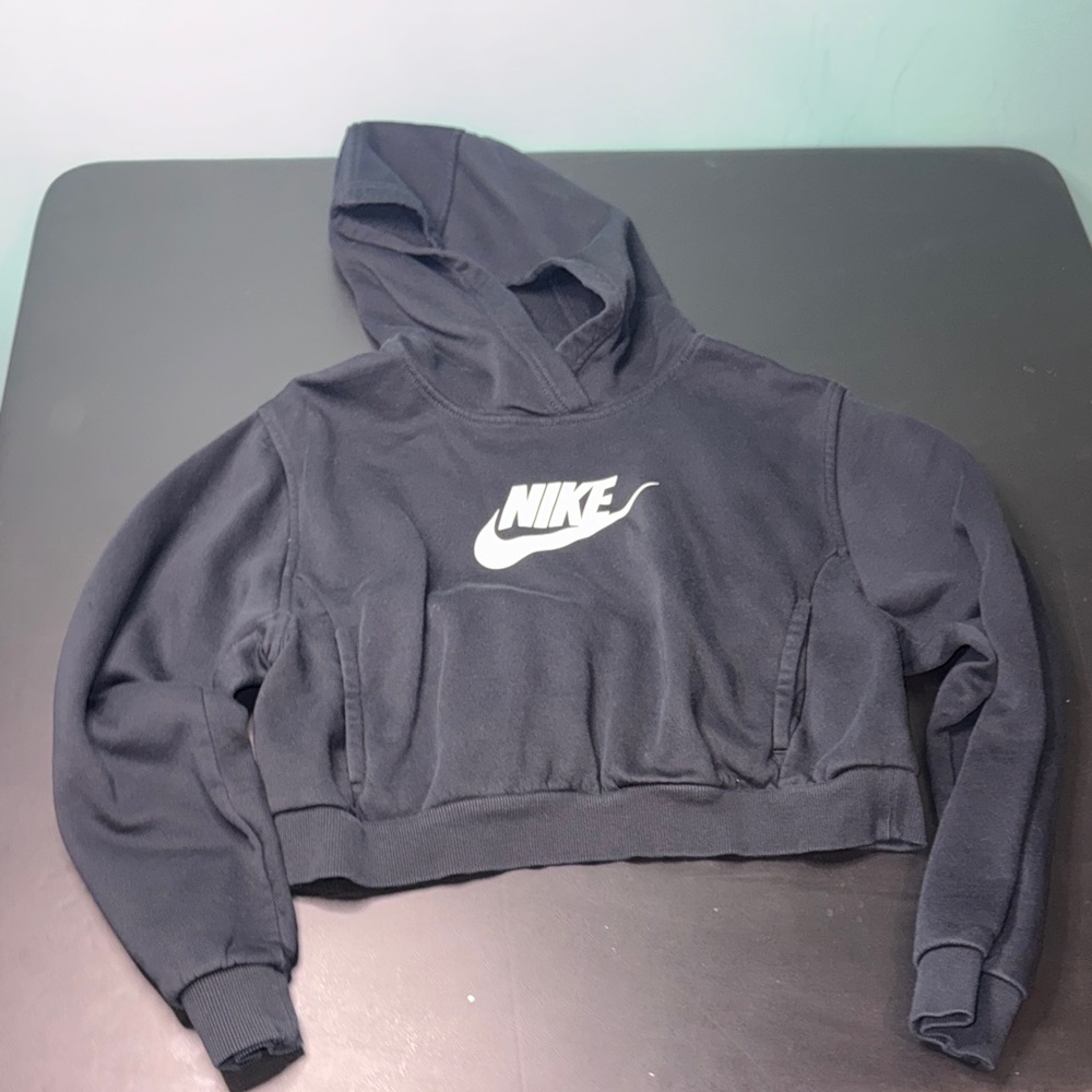 Nike black Cropped Hoodie youth XL - Bundle any girls items and save big